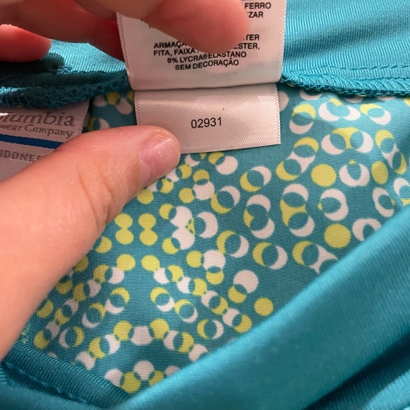 Columbia Blue & Green Shorts - Picture 6 of 6